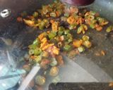 A picture of step 4 of French beans sabji.
