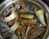 সর্ষে ইলিশ মাছ (sorshe ilish mach recipe in Bengali) রেসিপি ধাপ - 1 ছবি