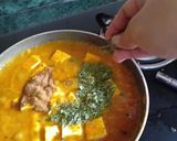 A picture of step 5 of Paneer lahsooni.
