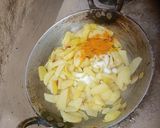 आलू की भुजिया (Aloo ki bhujiya recipe in hindi) रेसिपी चरण 3 फोटो