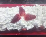 Foto del paso 6 de la receta: Chajá de frutillas arrollado