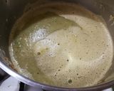 Cukkini krémleves kolbásszal recept fázis 6 fotója