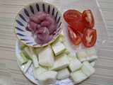 夏日清爽料理-梅花豬炒番茄絲瓜