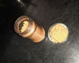 A picture of step 4 of Dry peanut chutney.