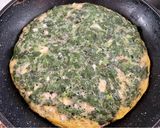 Foto del paso 4 de la receta: Tortilla de cilantro y champiñón silvestre