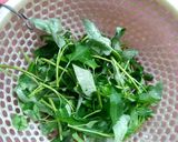 Hình bước làm 1 của món Rau muống luộc
