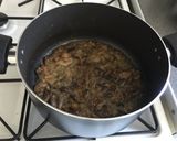 Tejszínes, gombás csirke felsőcomb (ketogén) recept fázis 4 fotója