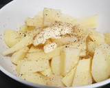 Foto del paso 2 de la receta: Atún cítrico con puré de patata y chirivía