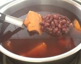 A picture of step 5 of Red Bean and Sweet Potato Soup (Rice Cooker Version).