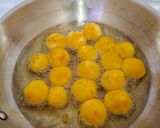 Foto langkah ke 4 dari resep Bola Ubi Kopong.