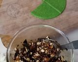 A picture of step 4 of Homemade paan in different style.