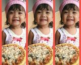 Foto langkah ke 5 dari resep Pizza Homemade praktis tanpa oven.