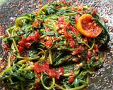 Foto langkah ke 3 dari resep Sambel Cemeding/ Sambel Daun Ubi.