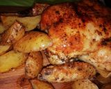 #XVIII. Egészben sült fűszeres csirke, kakukkfüves burgonyával, tepsiben sütve recept fázis 4 fotója