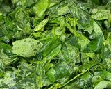 Hình bước làm 1 của món Cơm nhà với cá chẽm kho gừng, thăn bò xào su su ngô bao tử, canh rau ngót thịt băm, đào tươi