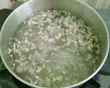 Foto langkah ke 2 dari resep Sup sayur telur puyuh simpel.