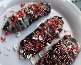 A picture of step 10 of Eclairs.
