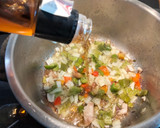 Foto del paso 7 de la receta: Guiso de muslo de pollo deshuesado express