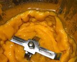 A picture of step 1 of Coconut mango popsicles.