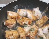 A picture of step 1 of Saltimbocca alla Romana.