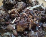 صورة لخطوة 2 من وصفة ليكوت بالبصل 🌰 محمرين في الكوكوت يذوبو في الفم بدون زيت 😋🥩