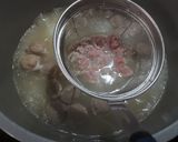 รูปขั้นตอนการทำที่ 3 ของ บะหมี่หมูสับต้มยำ