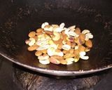 A picture of step 3 of Anjeer rolls.