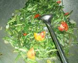 Foto langkah ke 5 dari resep Tumis KanSelIr (Kangkung Selada Air).