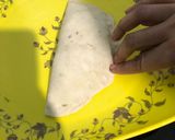 ক্যালজোন(Calzone recipe in bengali) রেসিপির ধাপ 4 ছবি