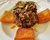 Foto del paso 6 de la receta: Huevos revueltos con Morcilla, Cebolla y Piñones