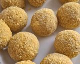 A picture of step 3 of Potato cheese ball.