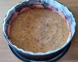 Foto del passaggio 10 della ricetta Cheesecake allo yogurt e pesche noci