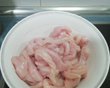 Foto del paso 1 de la receta: Tiras de pollo con dos salsas