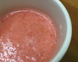 Foto langkah ke 3 dari resep Jus strawberry dengan SKM.