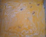 Foto langkah ke 5 dari resep Dutch Butter Cake | Lekker Holland.