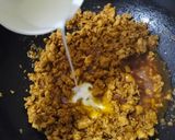 Foto langkah ke 3 dari resep Ayam Cincang Kecap (Isian Bakpao).