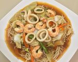 Hình bước làm 1 của món Mì sốt hải sản