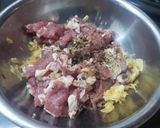 Hình bước làm 1 của món Bò xào cần, hành tây