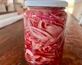 Foto del paso 2 de la receta: Cebollas encurtidas 🧅
