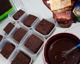 Foto langkah ke 3 dari resep Bolu Coklat Lumer.