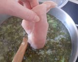 Csirkés rizsleves🍲 recept fázis 2 fotója