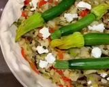 A picture of step 6 of Corsican pie with zucchini flowers.