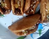A picture of step 5 of Crispy Taco samosa bites.