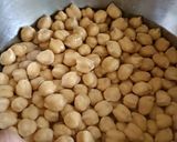 A picture of step 1 of Chickpeas Punjabi Style / Punjabi Chole.
