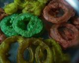 A picture of step 7 of Rainbow rings.