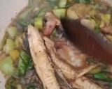 Foto langkah ke 4 dari resep Ikan tongkol cabe tomat ijo.