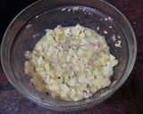 Foto del paso 3 de la receta: Tortilla de papas con pata asada y cilantro