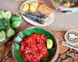 Foto langkah ke 4 dari resep Sambel Terasi Mentah.