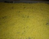 A picture of step 1 of Moong daal halwa.