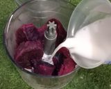 Foto langkah ke 3 dari resep Es Krim Ubi ungu.